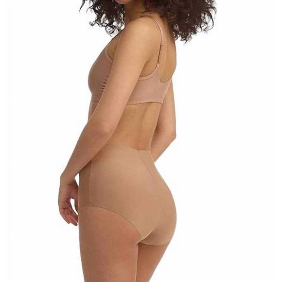 NEW COMMANDO butter high rise panty in toffee - Picture 2 of 3